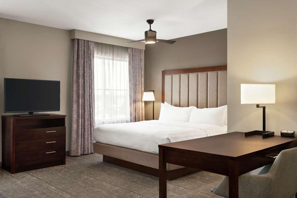 Homewood Suites Fort Wayne Ellisville Room photo
