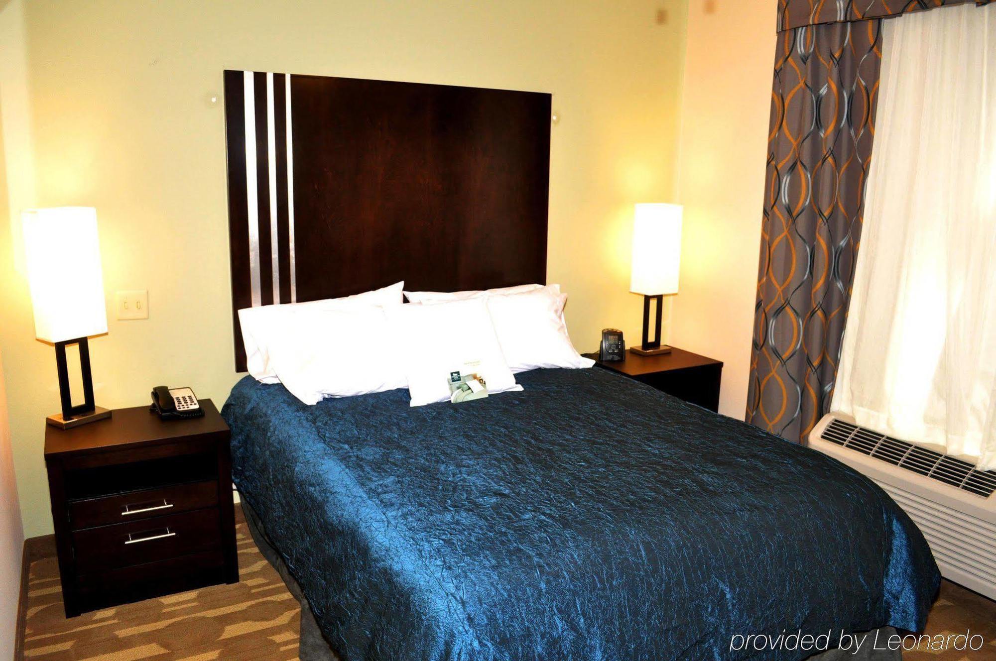 Homewood Suites Fort Wayne Ellisville Room photo