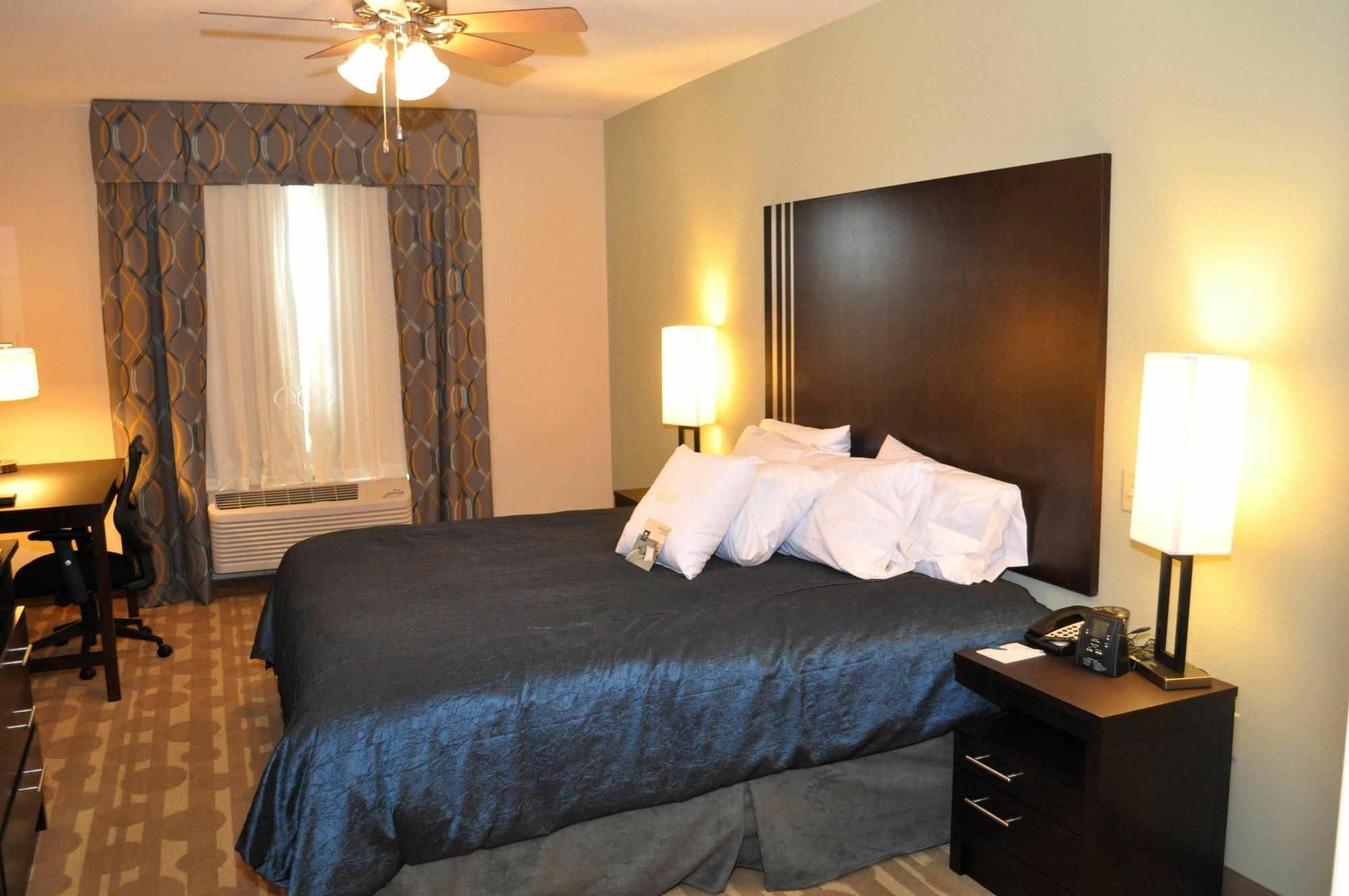 Homewood Suites Fort Wayne Ellisville Room photo