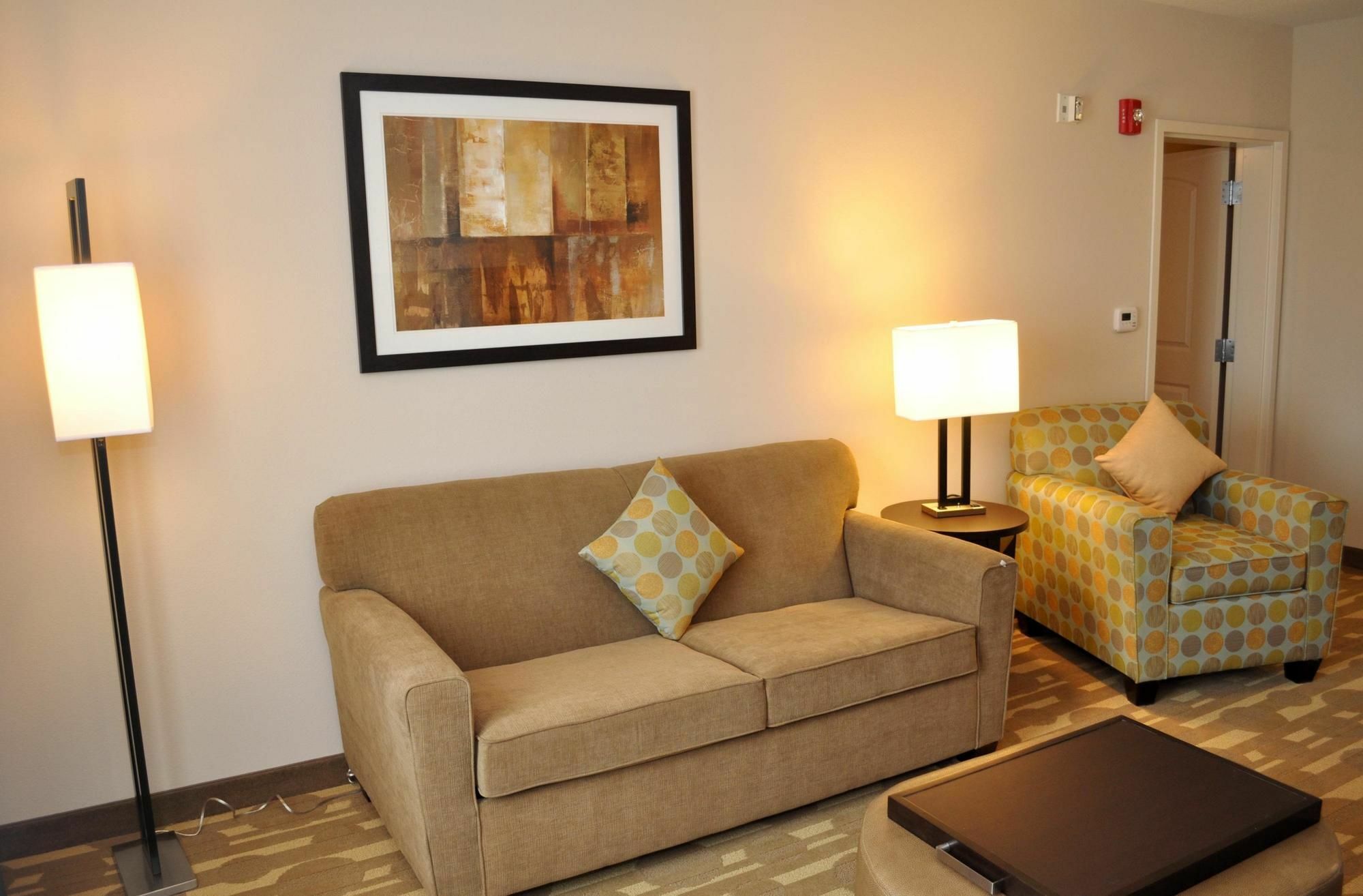 Homewood Suites Fort Wayne Ellisville Room photo